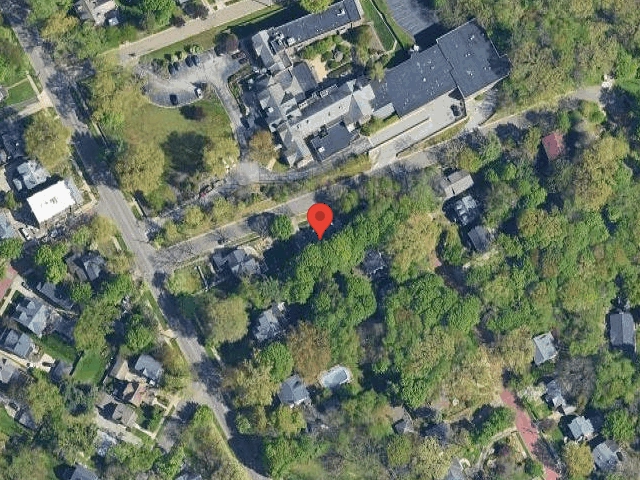 House image located at Akron, OH 44303