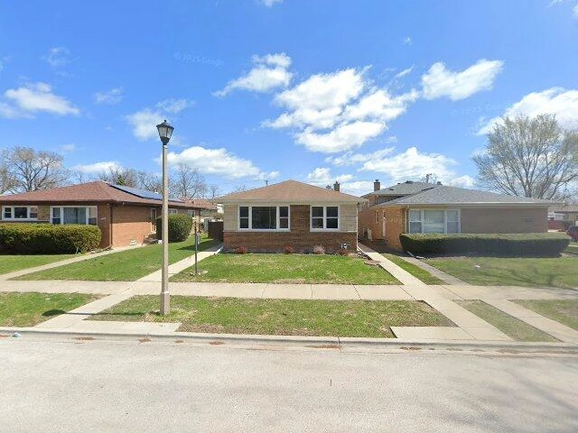 House image located at Skokie, IL 60076