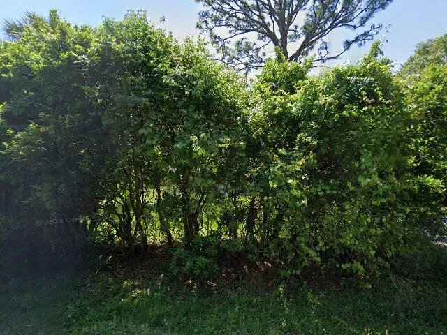 House image located at Crystal River, FL 34429