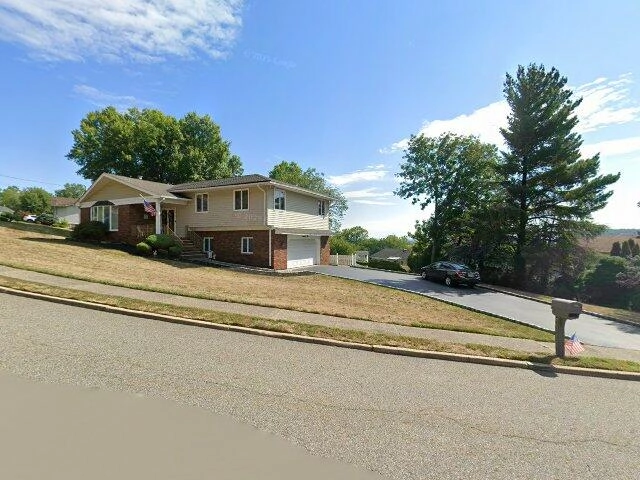 House image located at Totowa, NJ 07512