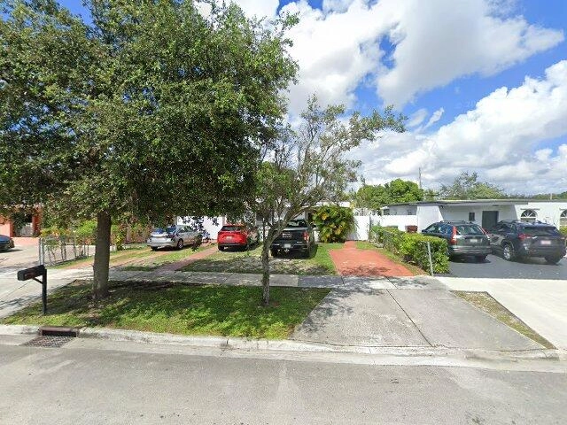 House image located at Hialeah, FL 33013