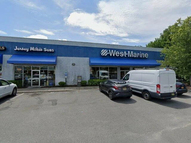 House image located at Tuckerton, NJ 08087