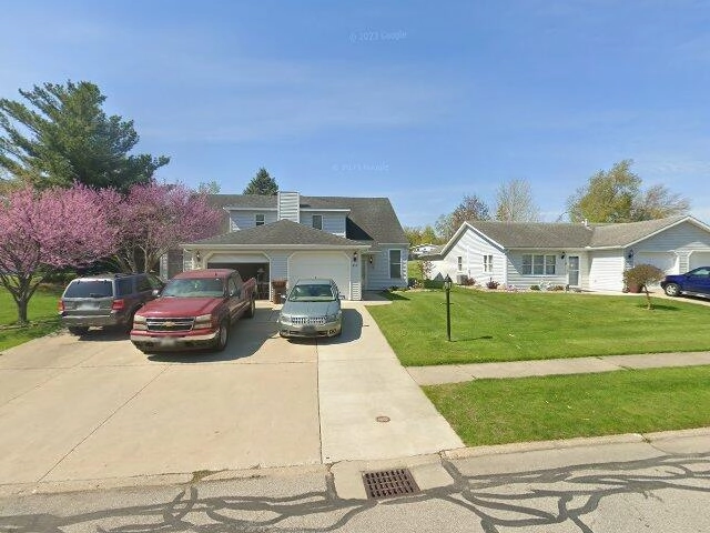 House image located at Angola, IN 46703