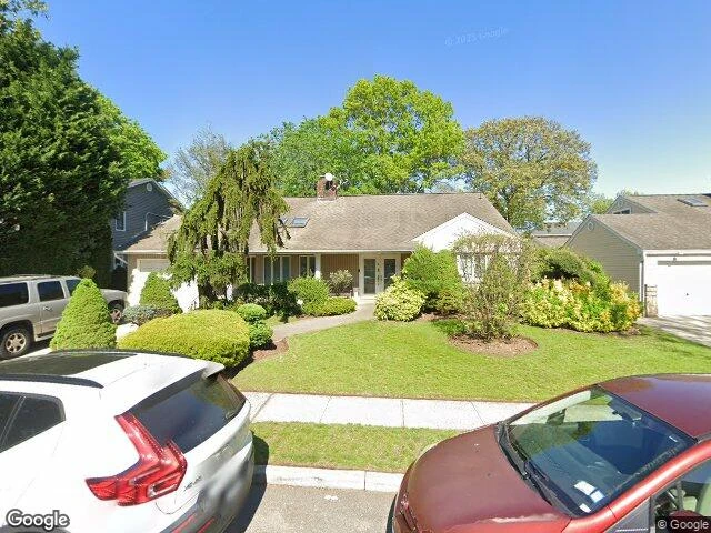 House image located at West Hempstead, NY 11552