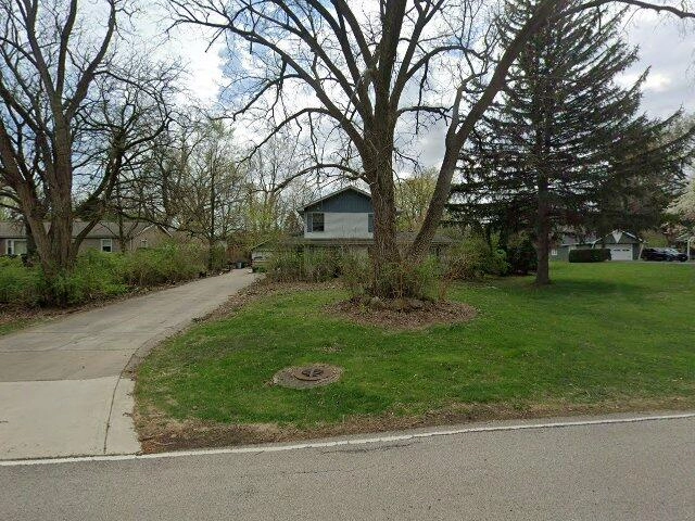 House image located at Lisle, IL 60532