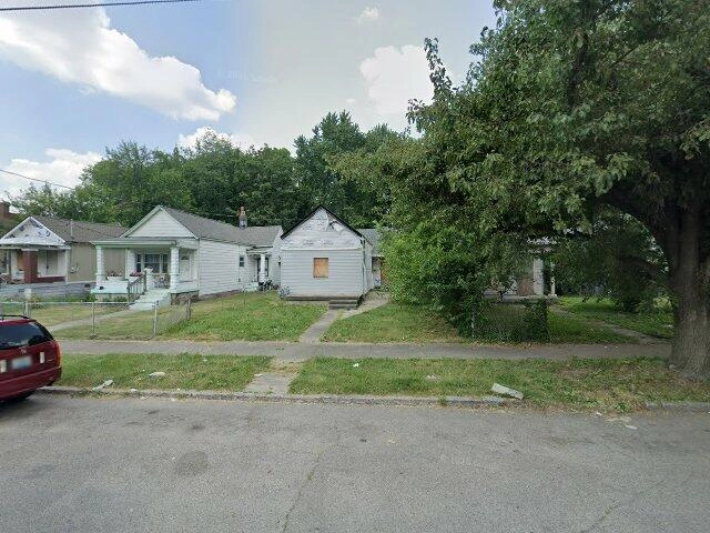 House image located at Louisville, KY 40211