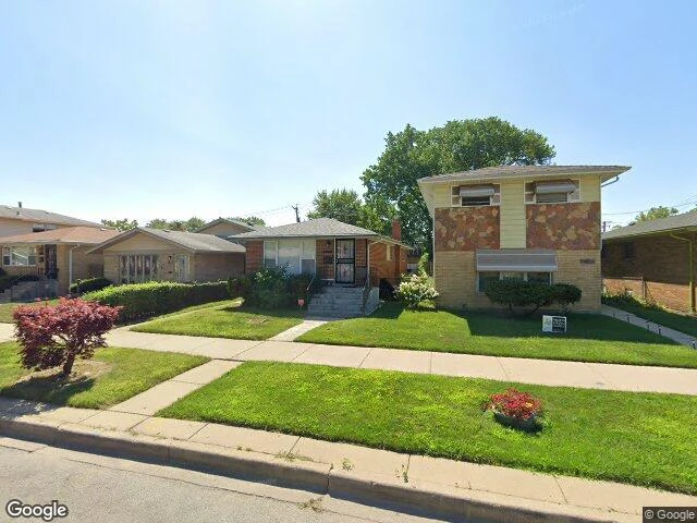 House image located at Chicago, IL 60643