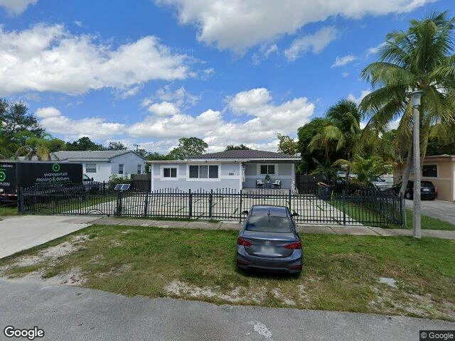 House image located at Miami, FL 33167
