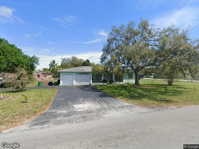 House image located at Miami, FL 33162