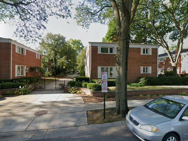 House image located at Park Ridge, IL 60068