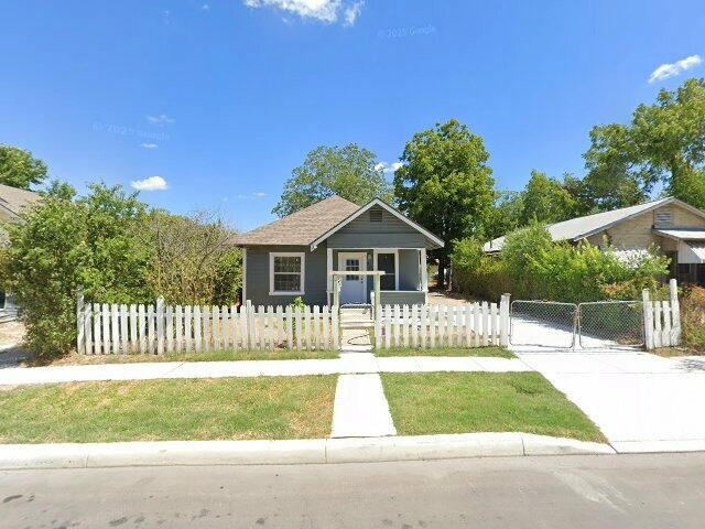 House image located at San Antonio, TX 78201