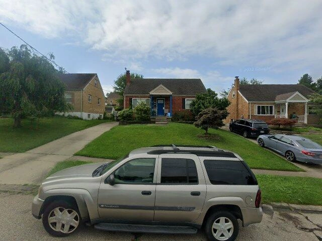 House image located at Cincinnati, OH 45211