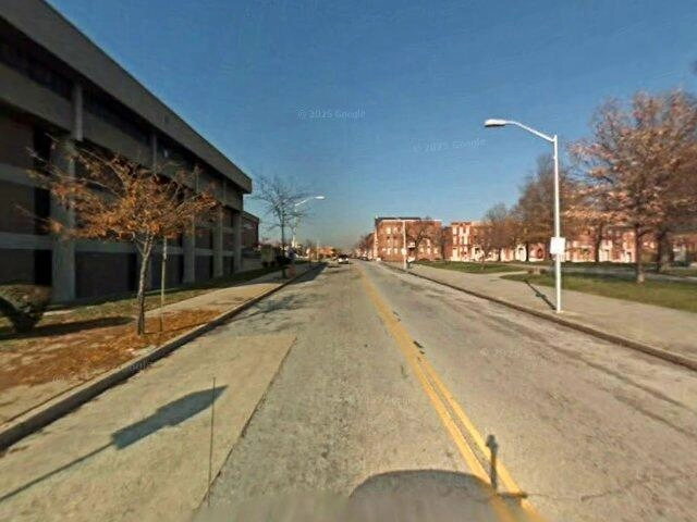 House image located at Aurora, IL 60505