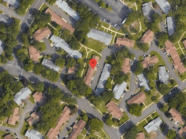 House image located at Lakewood, NJ 08701