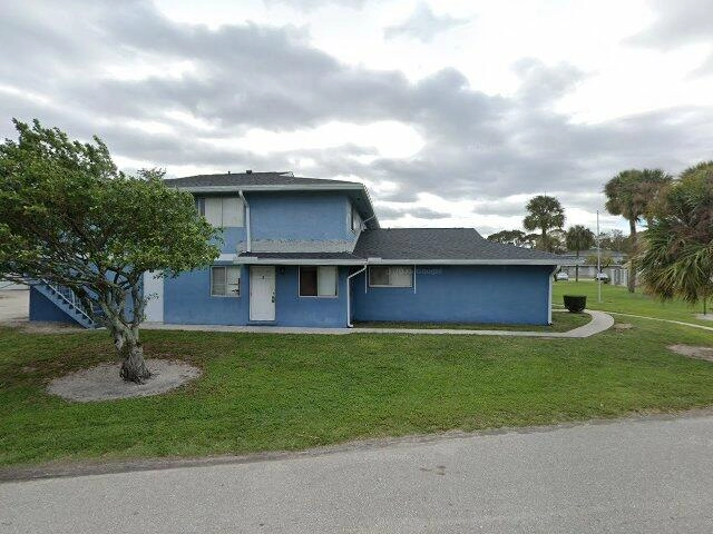 House image located at West Palm Beach, FL 33407