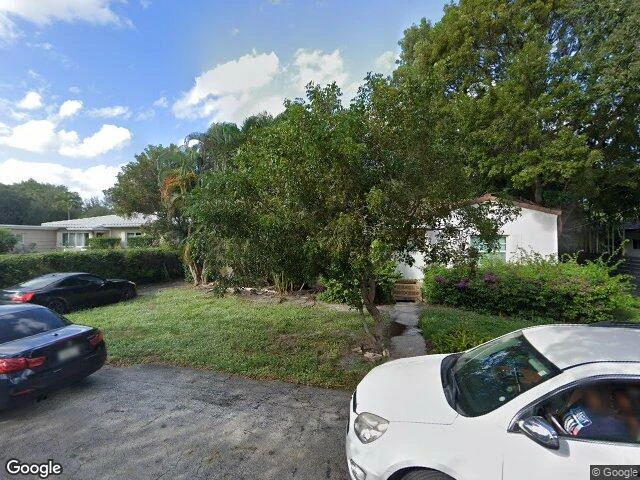 House image located at Miami, FL 33161