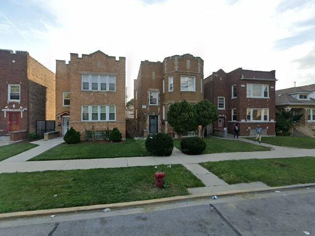House image located at Chicago, IL 60620