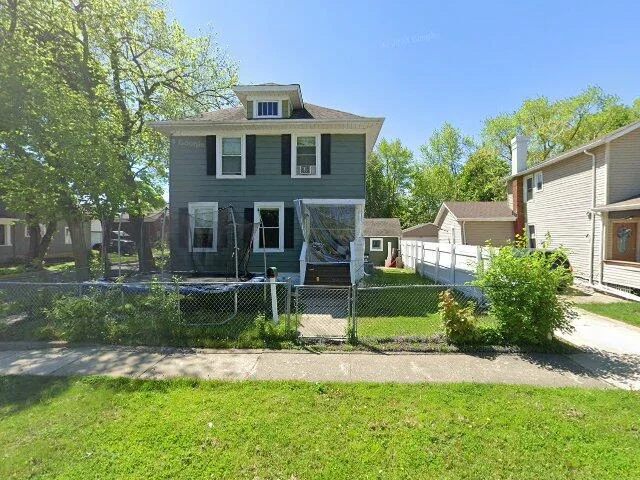 House image located at Aurora, IL 60505