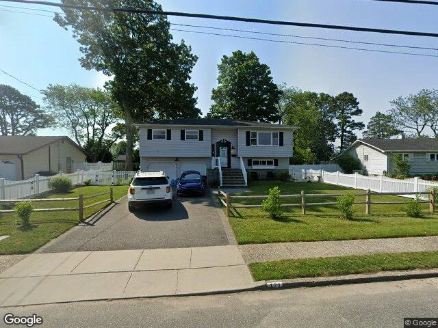 House image located at Sayville, NY 11782