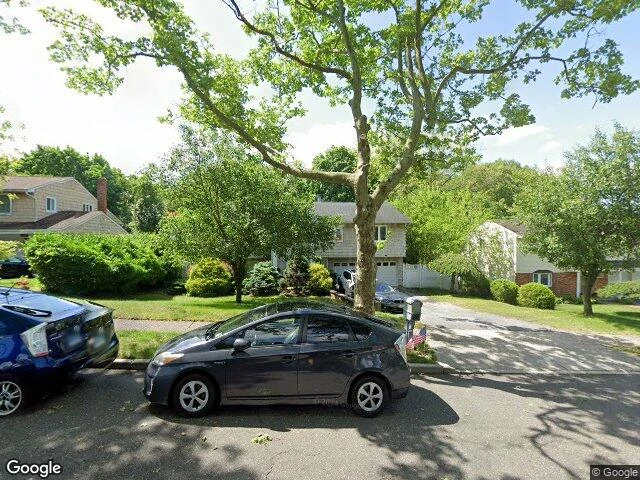 House image located at Smithtown, NY 11787