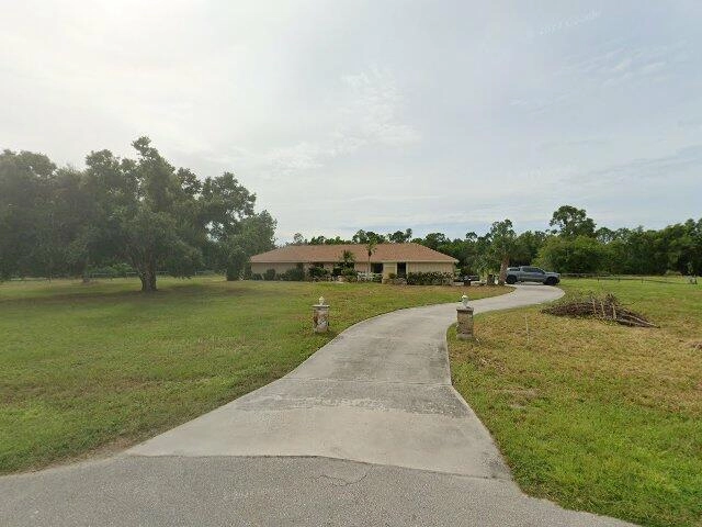 House image located at Fort Myers, FL 33912