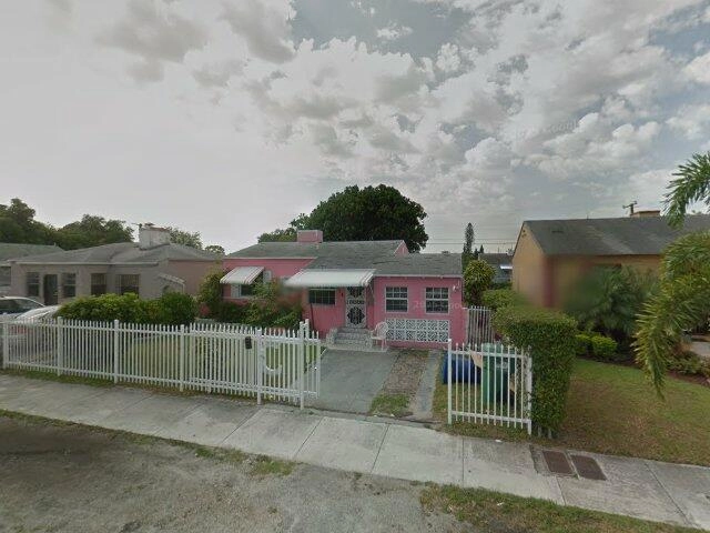 House image located at Miami, FL 33150