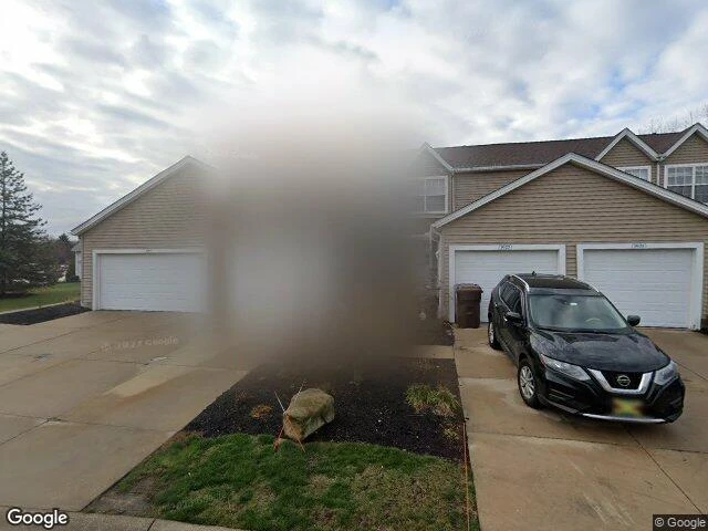 House image located at Akron, OH 44321