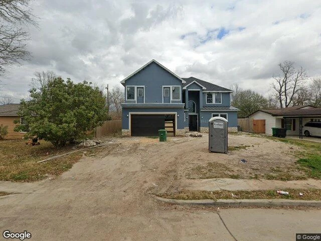 House image located at Houston, TX 77021