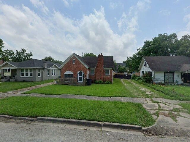 House image located at Houston, TX 77023