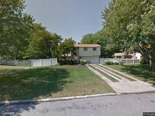 House image located at Bay Shore, NY 11706