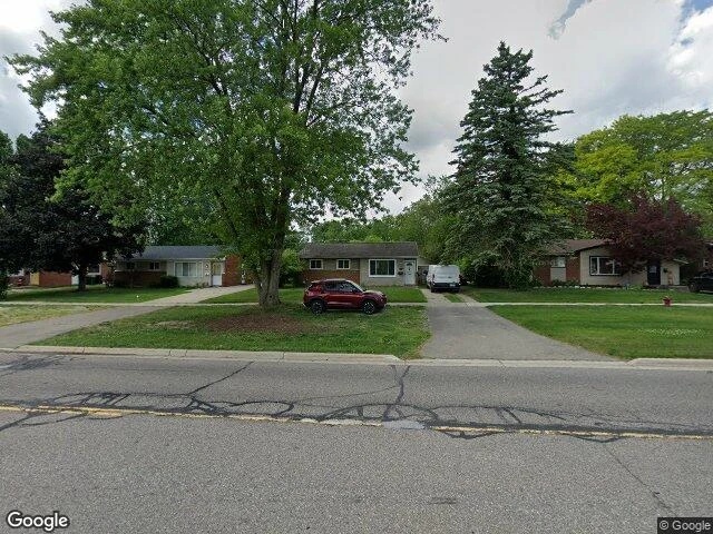 House image located at Farmington, MI 48336