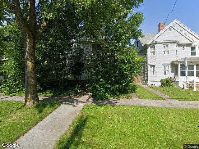 House image located at Bay City, MI 48708