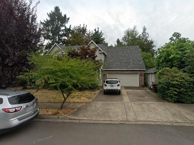 House image located at Oregon City, OR 97045