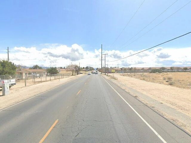 House image located at Hiawatha, IA 52233