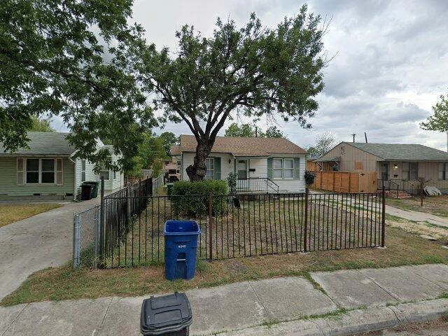 House image located at San Antonio, TX 78201