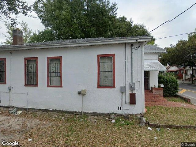 House image located at Tampa, FL 33605