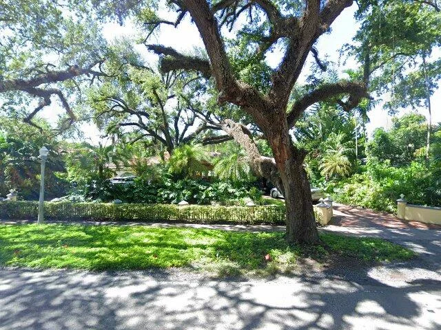 House image located at Miami, FL 33134