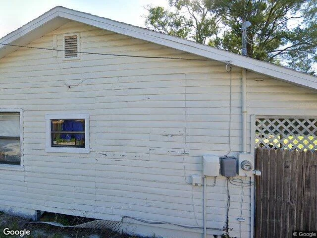 House image located at Saint Petersburg, FL 33713