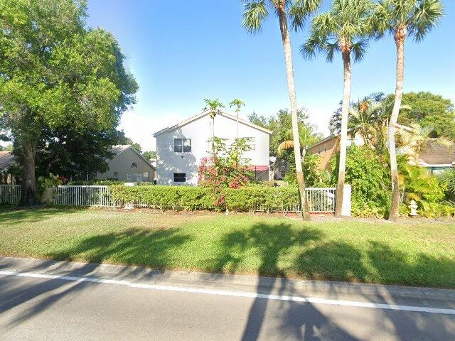 House image located at Fort Myers, FL 33913