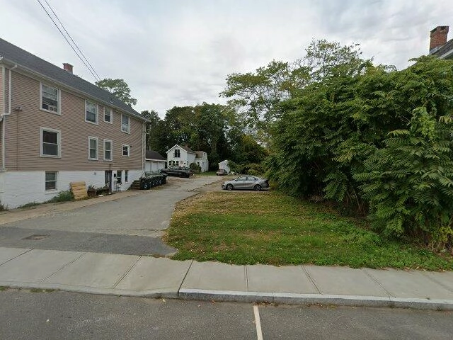House image located at Warwick, RI 02889