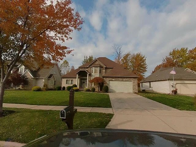 House image located at Willoughby, OH 44094