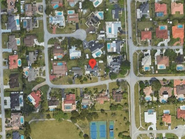 House image located at Miami, FL 33187