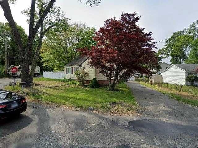 House image located at Bridgeport, CT 06606