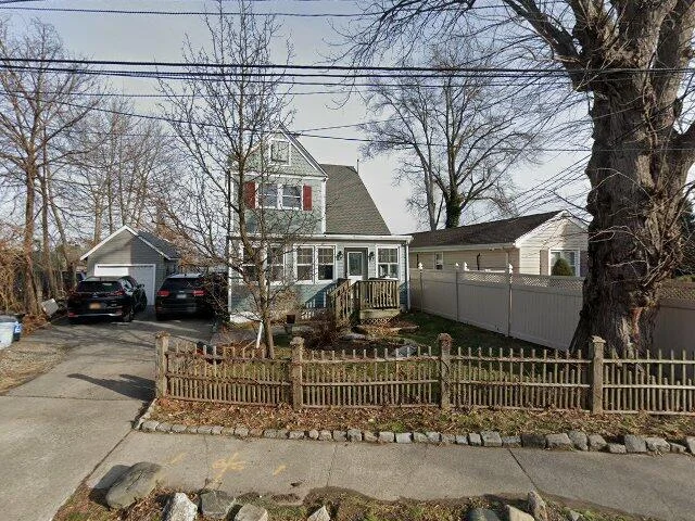 House image located at Bronx, NY 10464