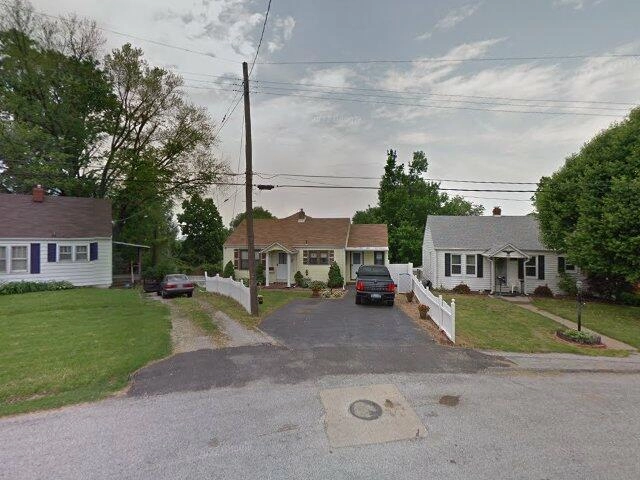 House image located at Alton, IL 62002