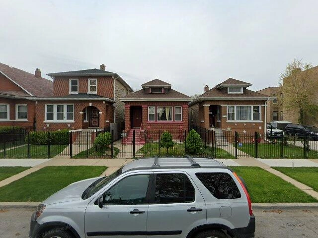 House image located at Chicago, IL 60651