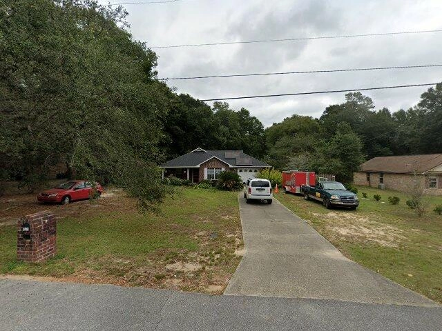 House image located at Milton, FL 32583