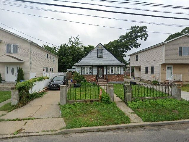 House image located at Roosevelt, NY 11575