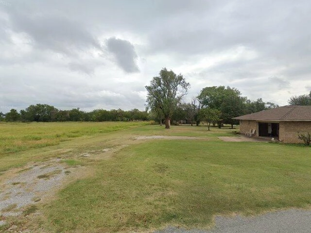 House image located at Waukomis, OK 73773