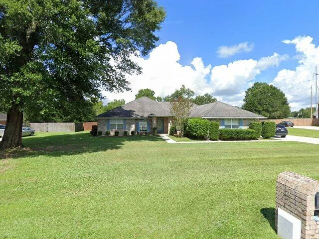 House image located at Milton, FL 32570